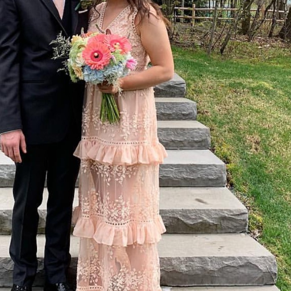 Lulus tiered prom dress!!